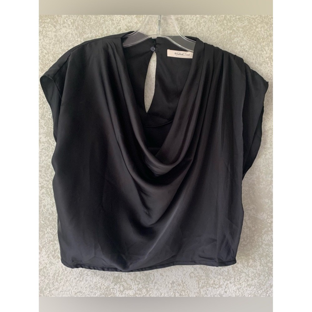 Mustard Seed Black Draped Cowl-Neck Cropped Medium Blouse